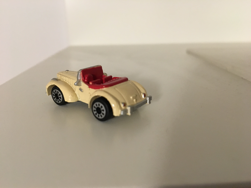 Illustration for article titled Micro Monday: Roadster editionÂ